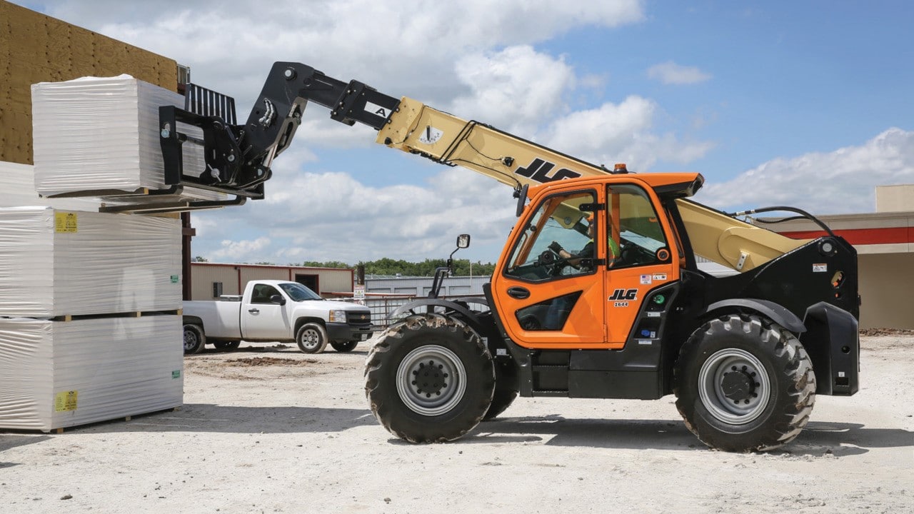 telehandler types