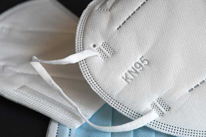 KN95 mask